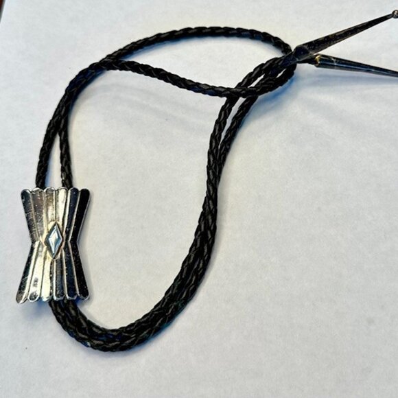 Vintage Sterling Silver Hourglass Bolo Tie - Picture 2 of 5